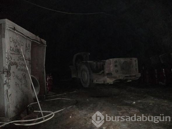 Göçükte mahsur kalan işçi yaşadıklarını fotoğrafladı