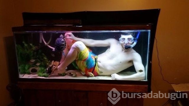 Her yaşta eğlenmeyi bilen erkekler ve komik halleri
