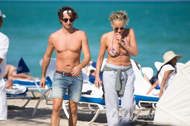Aşıkların Miami tatili 