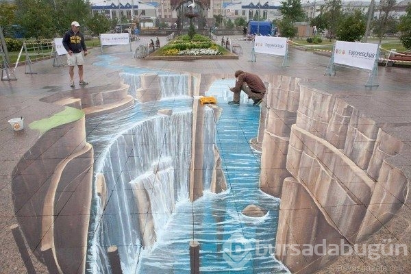 Sokaklar 3D boyama sanatıyla güzelleşti
