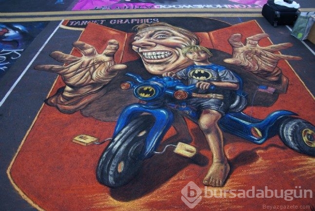 Sokaklar 3D boyama sanatıyla güzelleşti