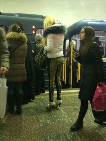Metroya bu halde bindiler!
