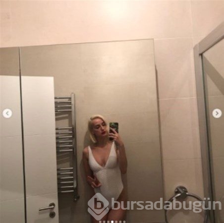 Didem Soydan sosyal medyayı sallıyor
