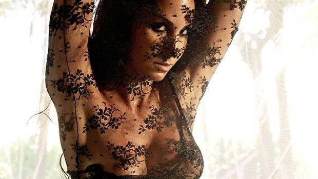 Playboy'a soyunan ilk Türk: Sıla Şahin