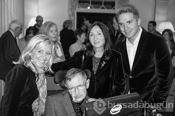 Stephen Hawkings'in dünyayı değiştiren yaşamı!