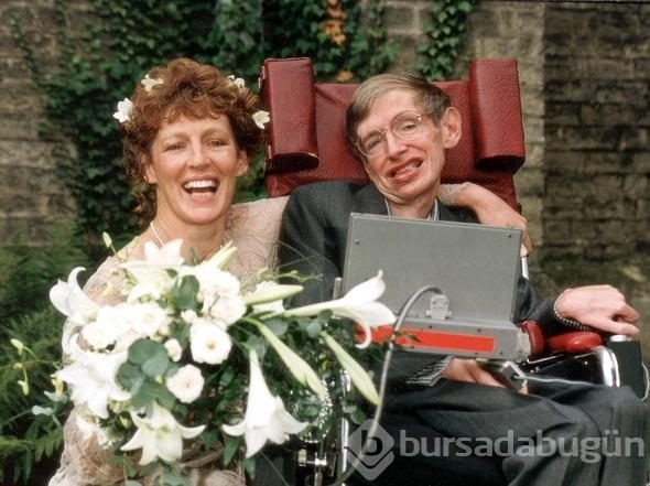 Stephen Hawkings'in dünyayı değiştiren yaşamı!