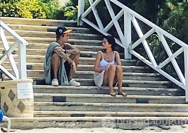 Selena Gomez ile Justin Bieber ayrıldı
