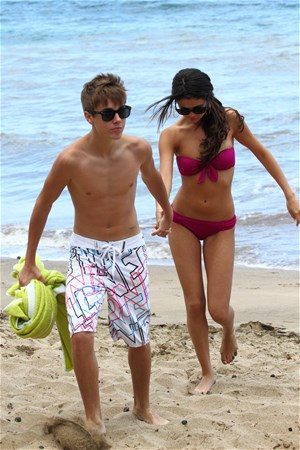 Selena Gomez ile Justin Bieber ayrıldı