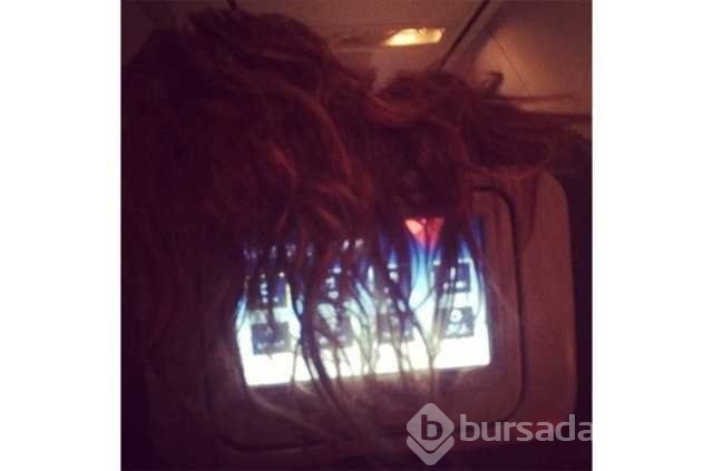 Hosteslerden yolcuları utandıracak paylaşımlar