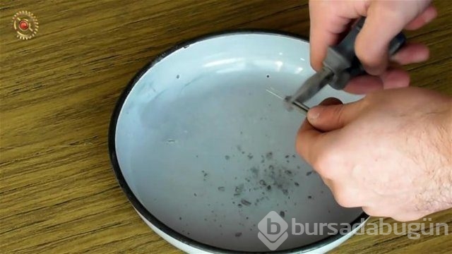 42 bin kibritten yaptığı küreyi ateşe verdi!
