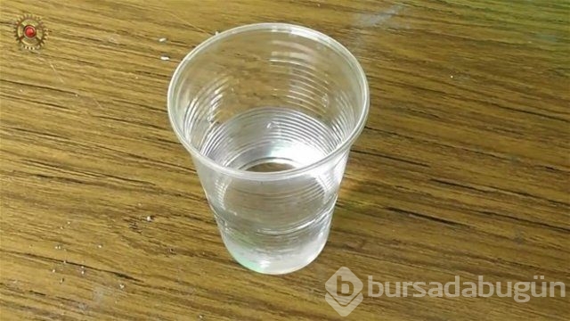 42 bin kibritten yaptığı küreyi ateşe verdi!
