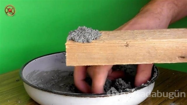 42 bin kibritten yaptığı küreyi ateşe verdi!
