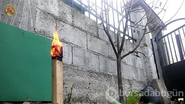 42 bin kibritten yaptığı küreyi ateşe verdi!
