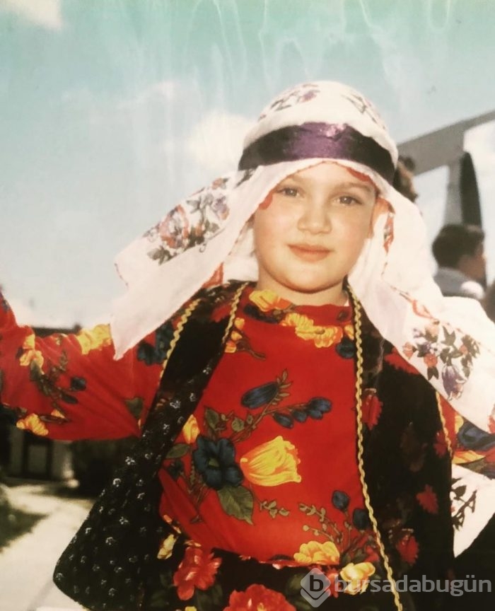 Ünlülerin çocukluk fotoğraflarını görenler çok şaşırıyor! 