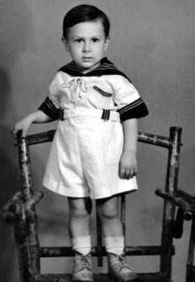 Ünlülerin çocukluk fotoğraflarını görenler çok şaşırıyor! 