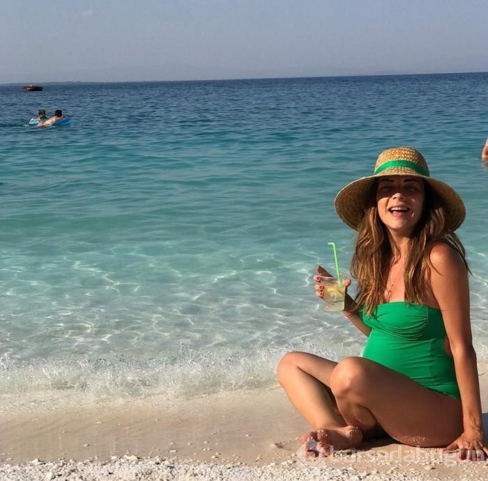 Oyuncu Burcu Kara: Çıldırma noktasına geldim! 
