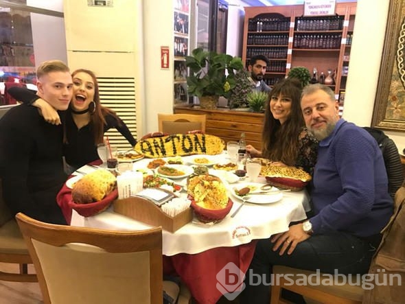 O isimden yabancı damada kebap ziyafeti!
