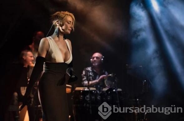 Sıla cesur seçimiyle büyük beğeni topladı! 