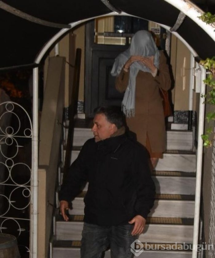 Tanınmamak için böyle gizlendi! 