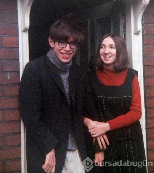 İşte Hawking'in film gibi aşk hayatı! 