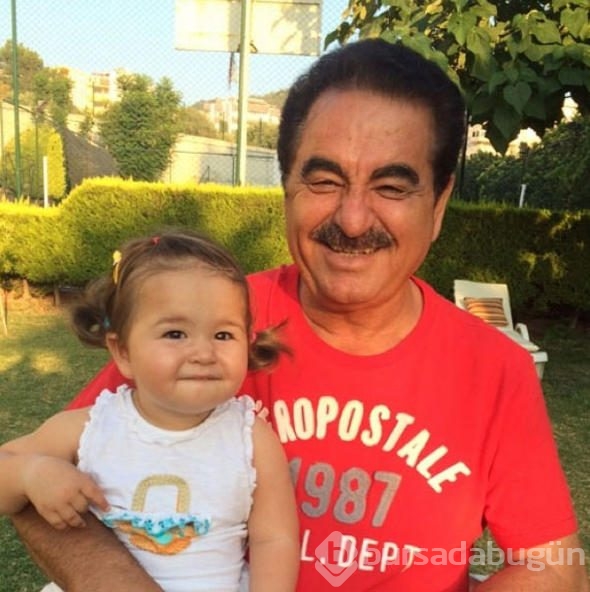 Üçü yanında biri karnında! Çok çocuk sahibi olmayı tercih eden ünlüler!