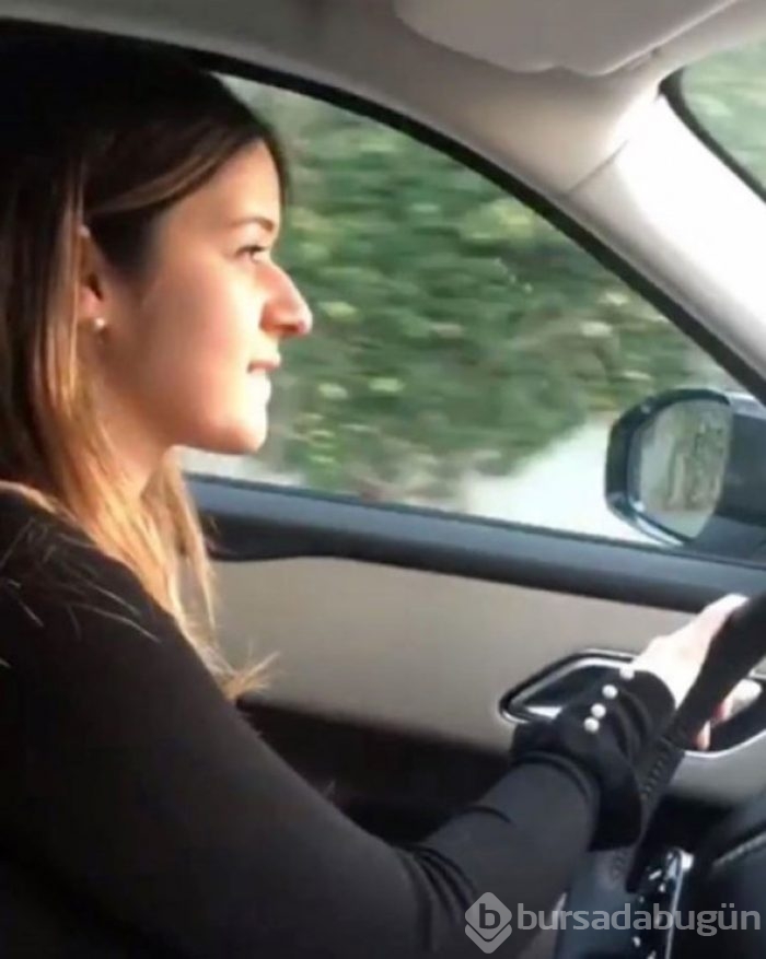 Ünlüler ve dudak uçuklatan otomobilleri! 