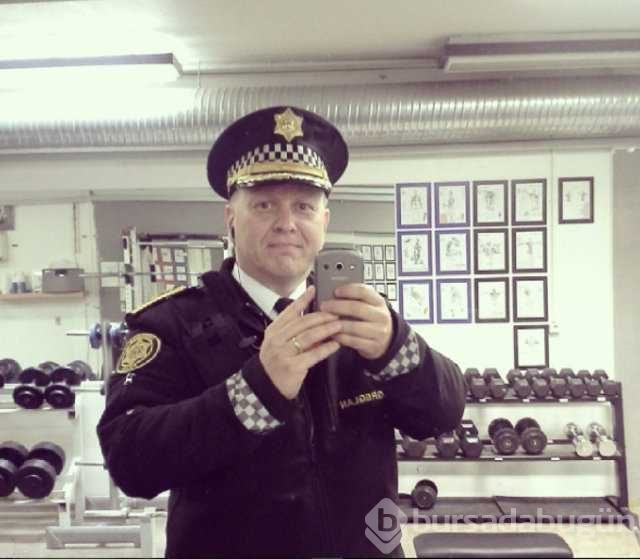 Dünyanın en huzurlu ülkesi İzlanda'nın polisleri sosyal medyada fenomen oldu! 