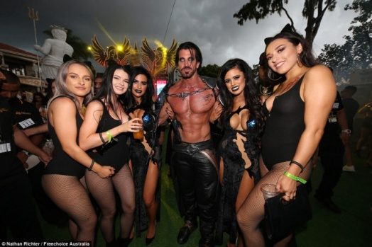 Instagram'ın fenomeni 'Candy Man'in, partisinden şaşırtıcı kareler!