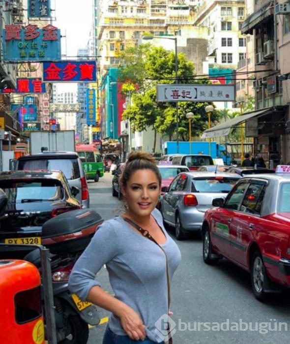 Kelly Brook Bodrum'dan İzlanda'ya dört bir yanı turladı!