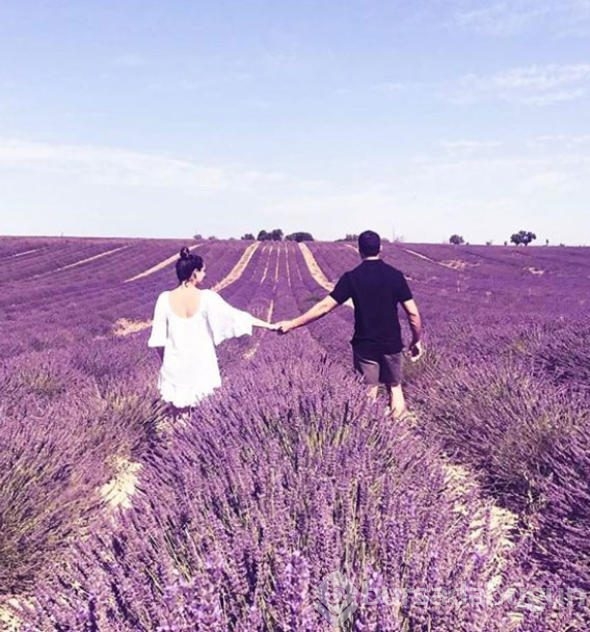 Kelly Brook Bodrum'dan İzlanda'ya dört bir yanı turladı!
