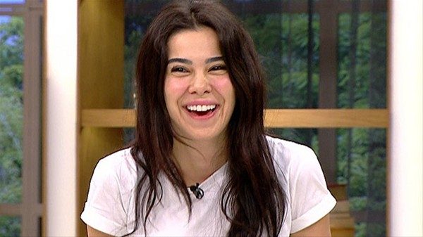 Estetikle bambaşka birine dönüşen Türk ünlüler

