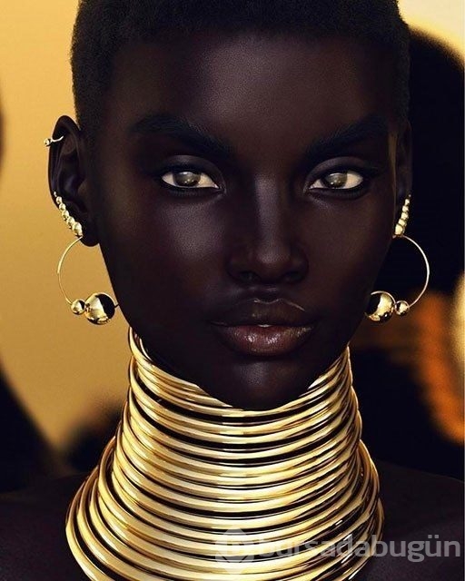 İşte dünyanın ilk dijital süper modeli! 