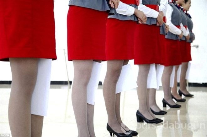 Çin'de Hostes olabilmek için bunları yapıyorlar