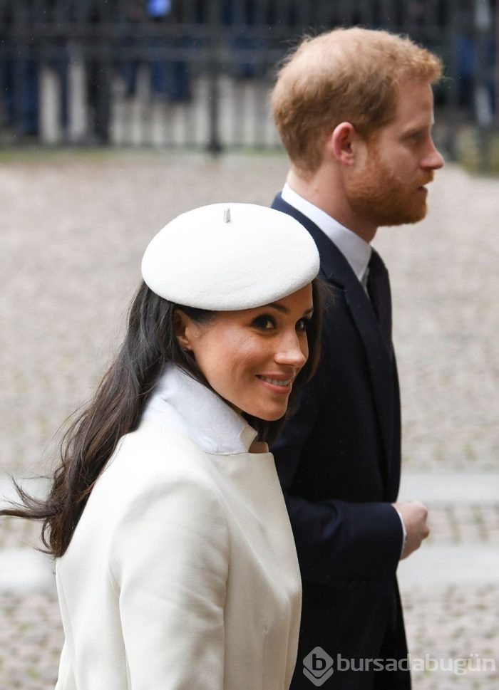 Meghan Markle ve Prens Harry, The Crown o dizinin hayranı! 