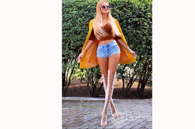 Photoshop'u abartınca rezil oldu! 
