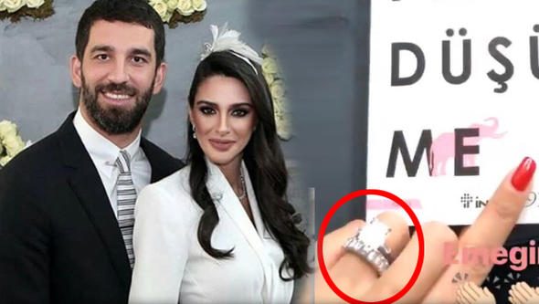 O ünlüden yüzük şov! 