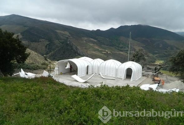 Sadece 3 günde villa yaptılar! 