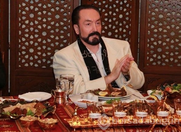 Kedicikler birbirine düştü! Tülay Kumaşçı'dan 'ajan' iddiası