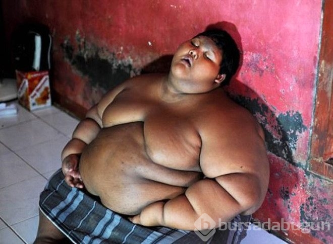 Günde 5 öğün pilav yedi 192 kilo oldu!