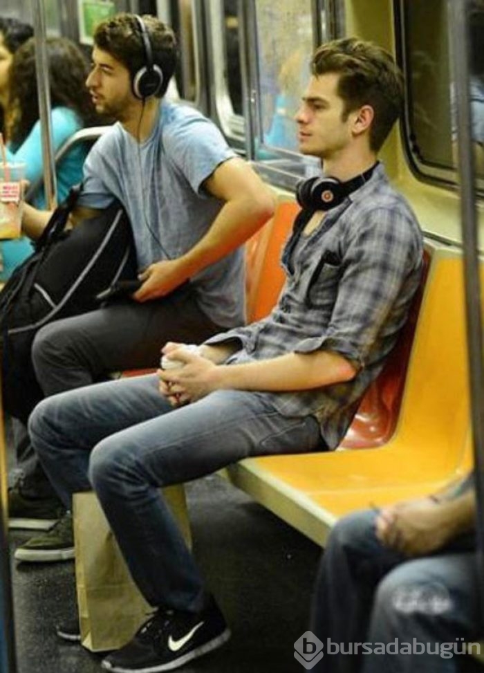 Ünlüler metroya bindi ve sonra...