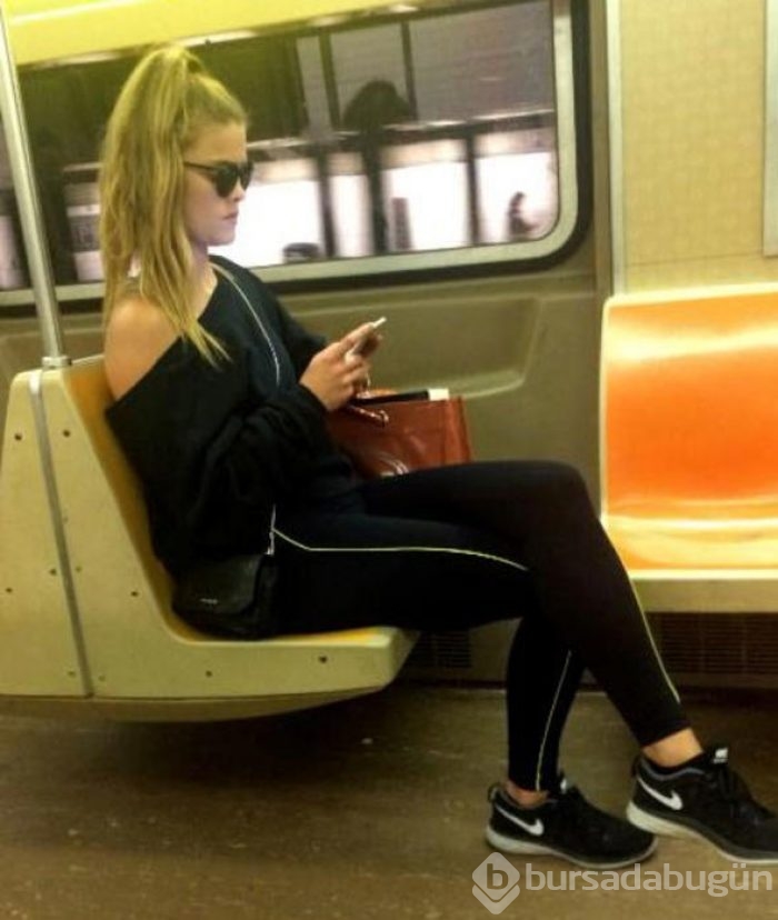 Ünlüler metroya bindi ve sonra...