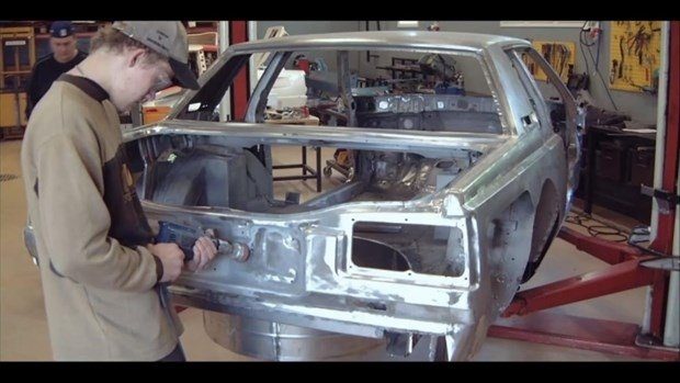 1984 model otomobili öyle bir yaptılar ki!
