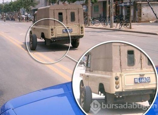 Milyon dolarlık arabalar paramparça! 
