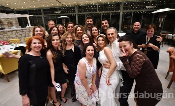 Ünlü oyuncular düğünü bastı ve sonra...