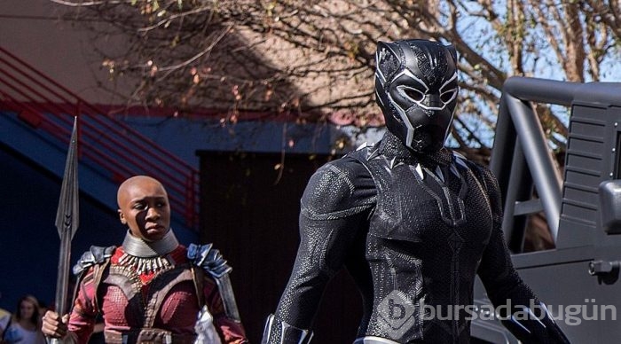 Black Panther sosyal medya rekoru kırdı! 