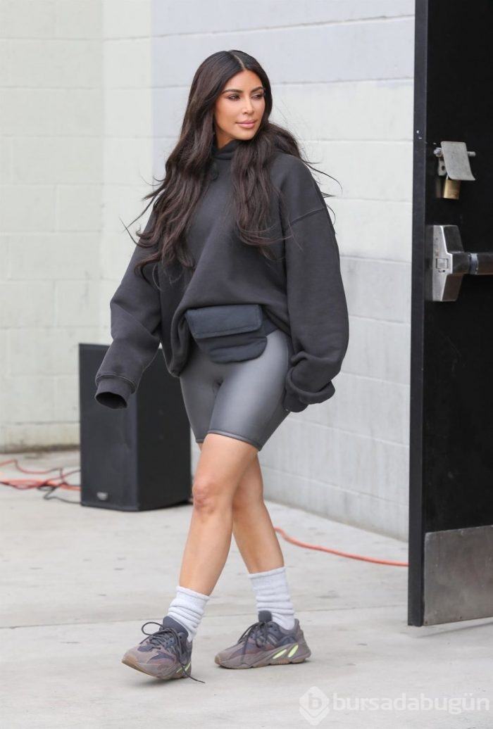 Okul çocuğu Kim Kardashian! 