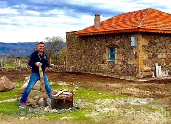 Eskiden villada yaşardı şimdi Ege'de bir köyde...