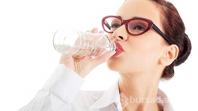 Gereğinden fazla su içmek metabolizmayı...