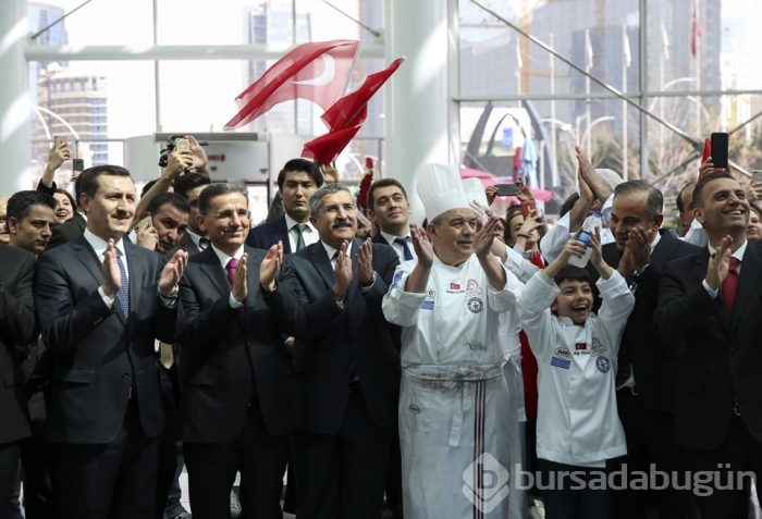 İşte dünyanın en büyük baklavası! 