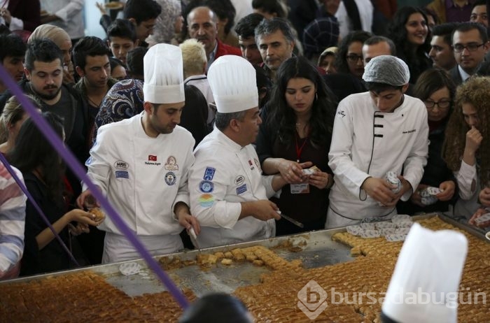 İşte dünyanın en büyük baklavası! 